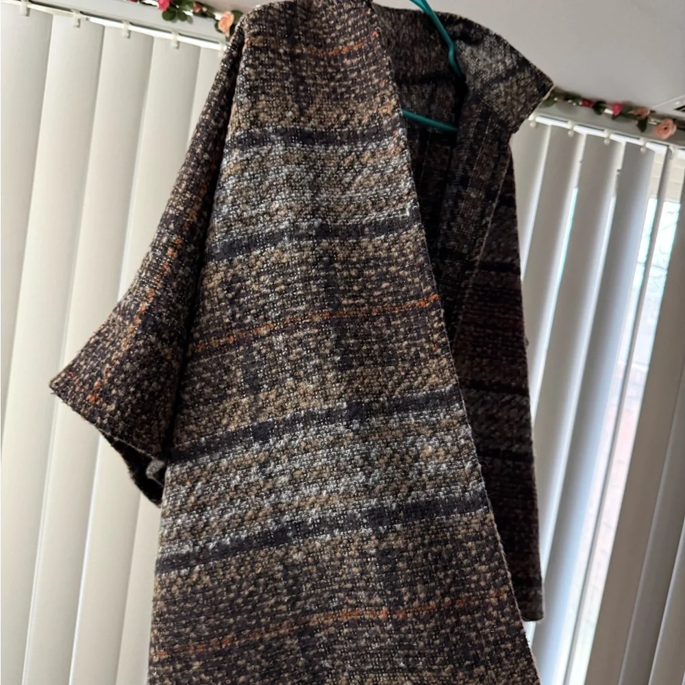 NWOT Vince Camuto Plaid Tweed Open Front Cape Womens One Size Beige Brown - Picture 5 of 7